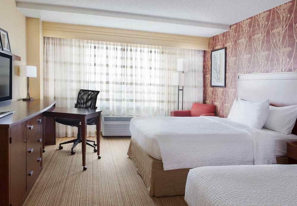 Courtyard By Marriott Denver Airport Extérieur photo