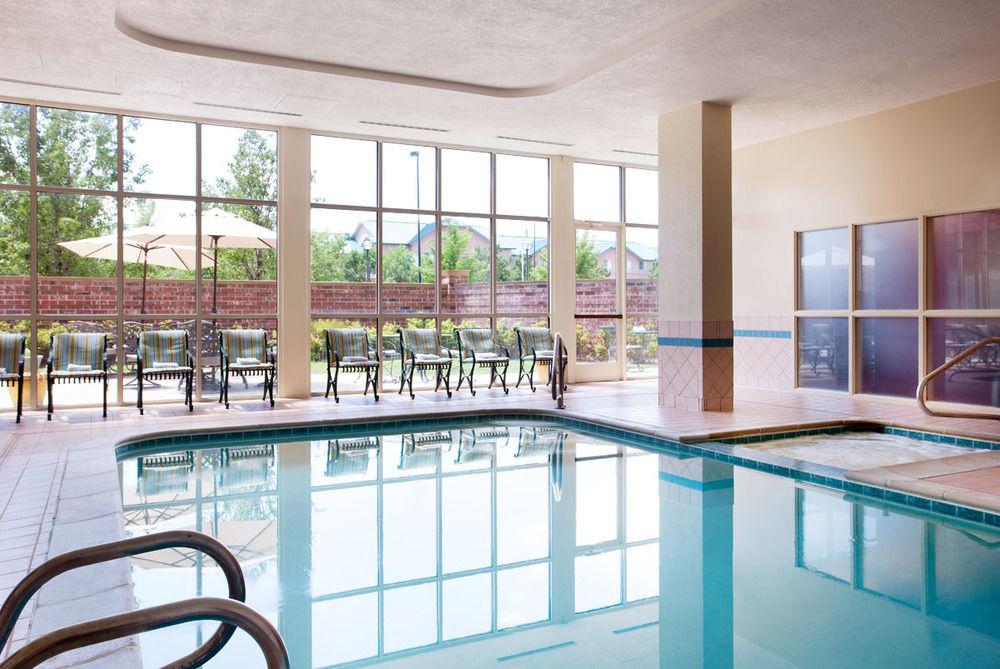 Courtyard By Marriott Denver Airport Extérieur photo