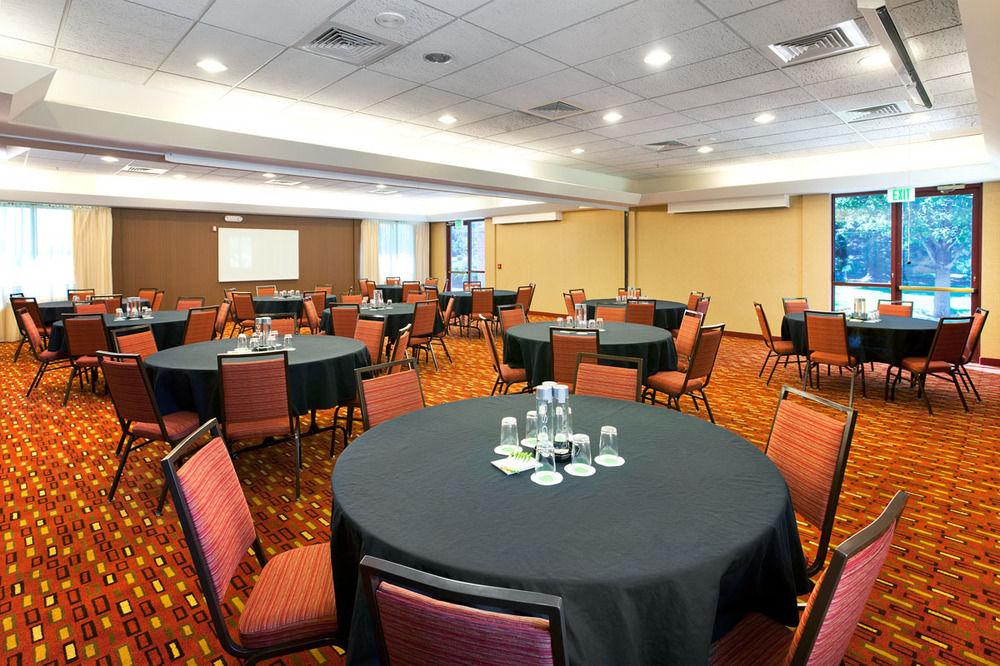 Courtyard By Marriott Denver Airport Extérieur photo