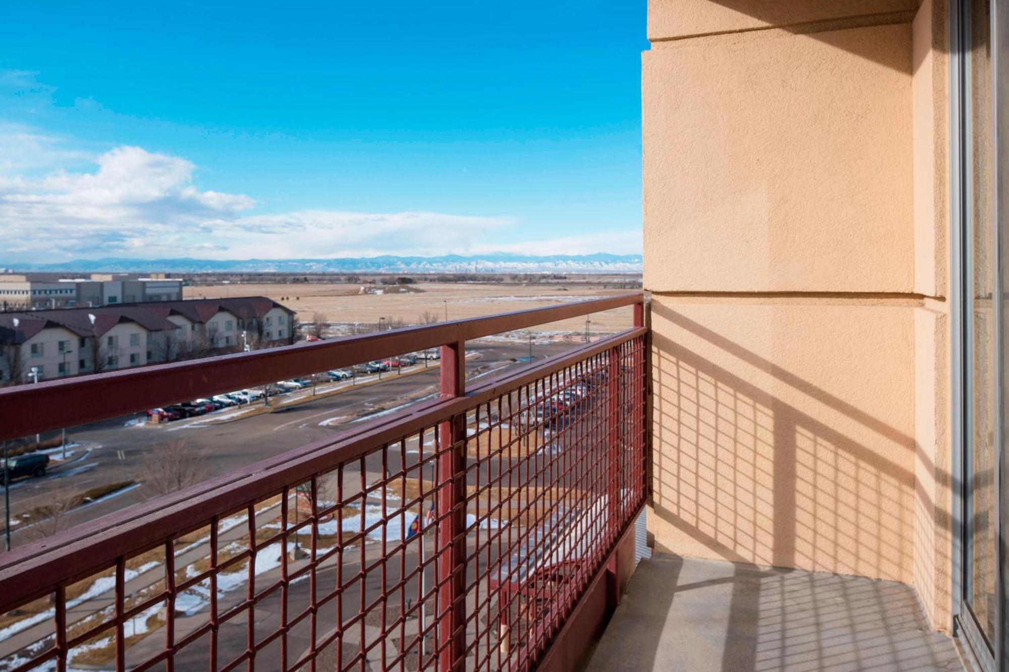 Courtyard By Marriott Denver Airport Extérieur photo