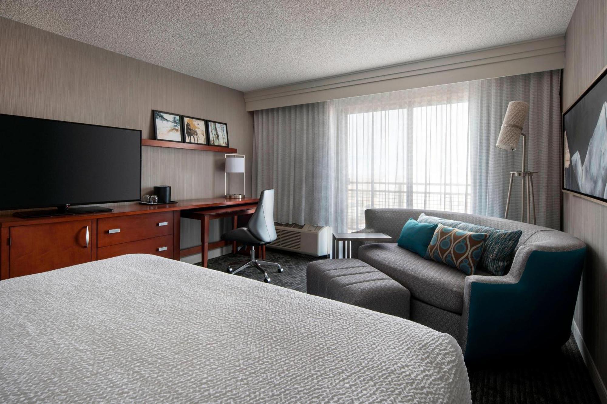 Courtyard By Marriott Denver Airport Extérieur photo