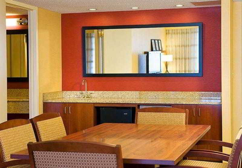 Courtyard By Marriott Denver Airport Extérieur photo