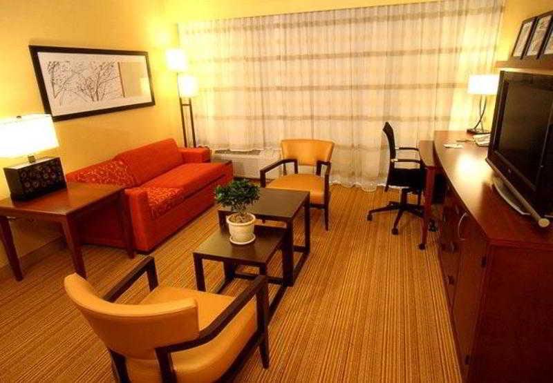 Courtyard By Marriott Denver Airport Chambre photo
