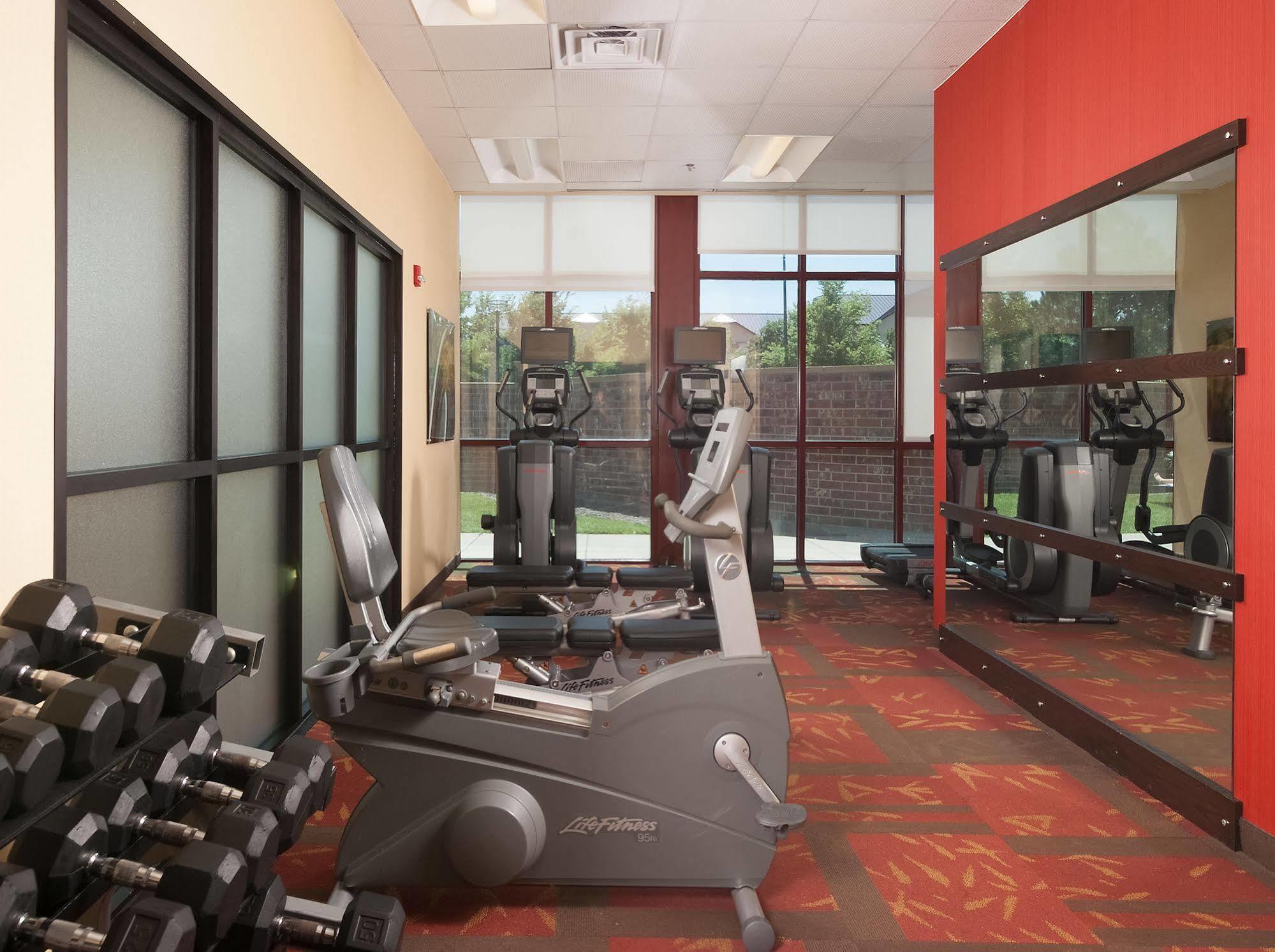 Courtyard By Marriott Denver Airport Extérieur photo